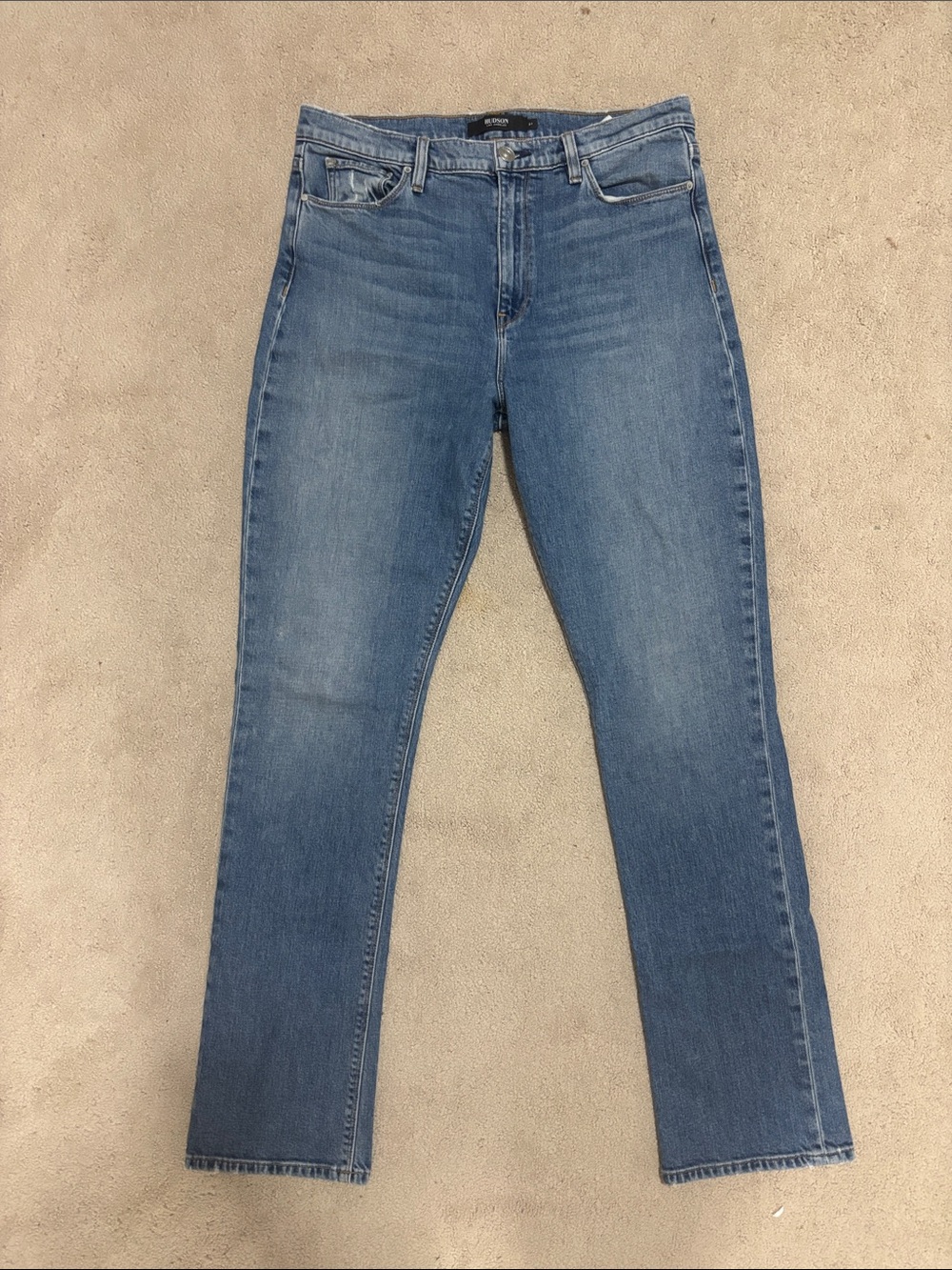 Hudson Jeans Women's Straight Leg Jeans in Medium Blue Wash